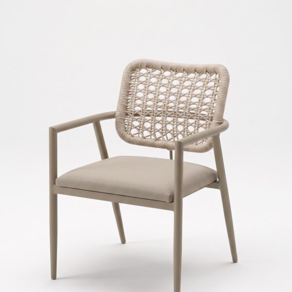Cadeira Agathe em alumínio e corda náutica para área externa