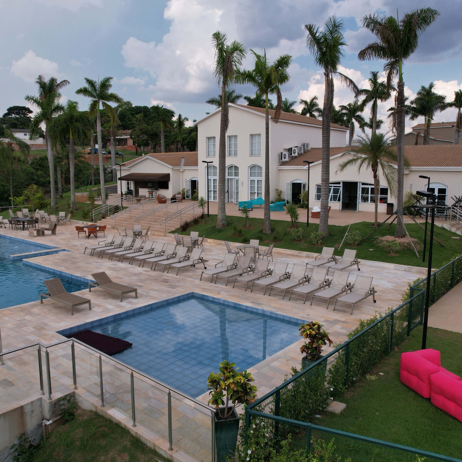 Mobiliario para hoteles y resorts