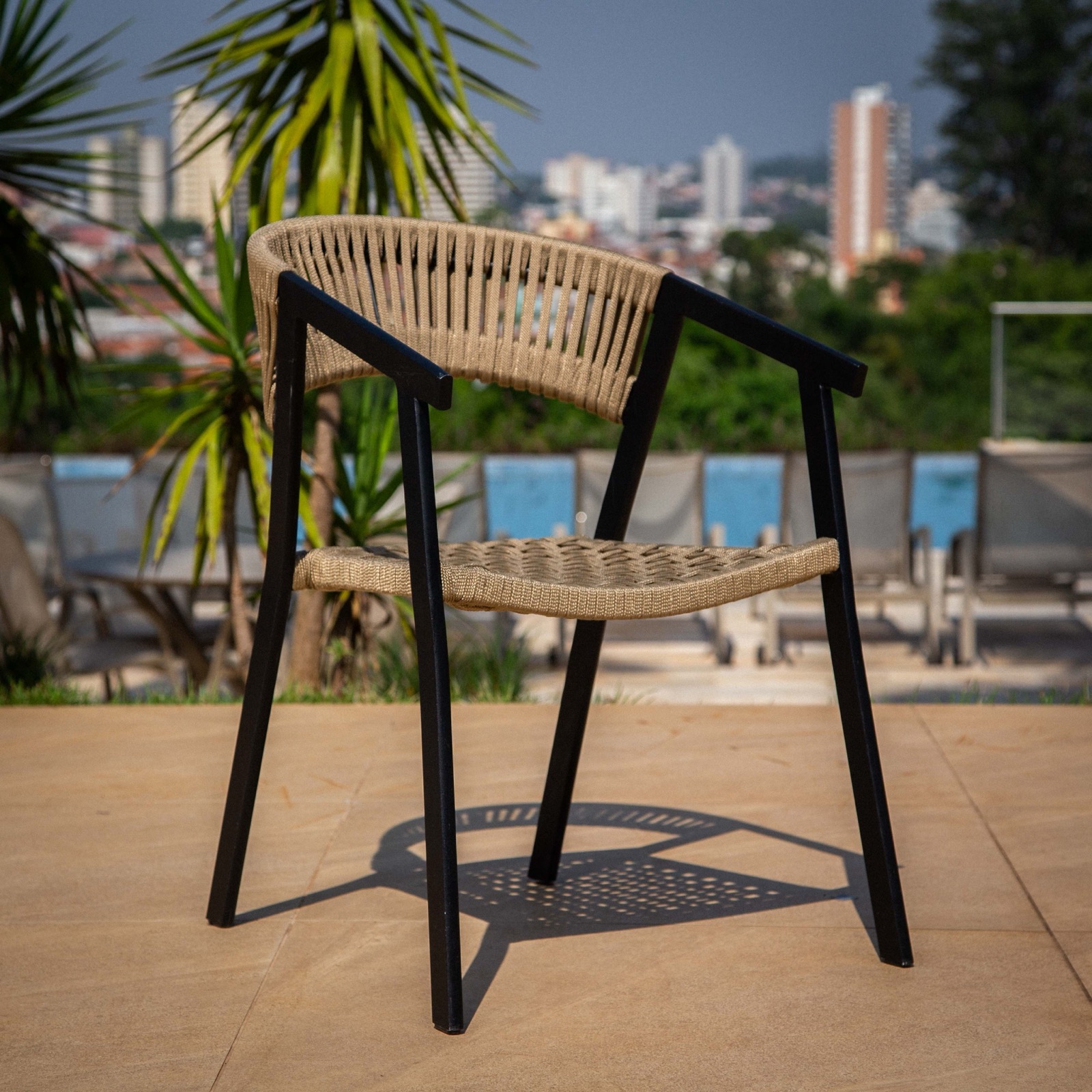 Muebles de aluminio para el exterior: ¿por qué resisten tanto?